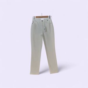 Judy Blue White Jeans. New With Tags. Size 3/26. Excellent Condition